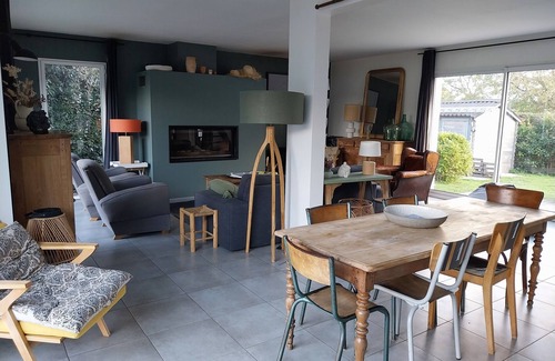 Plouharnel House | 5 bedroom house with pool 4.5km from the beaches