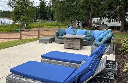 Gresham Condo | 5 Bedroom Lake Condo w/Transportation to the NFL Draft 2025