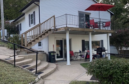 Grove House | 5 bedroom lakefront home private dock. perfect for families & fishermen