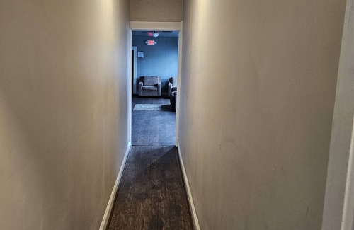 Asiatown Apartment | 5 bedroom loft in Heart of Cleveland nModern Comfort Meets Urban Conveniencen
