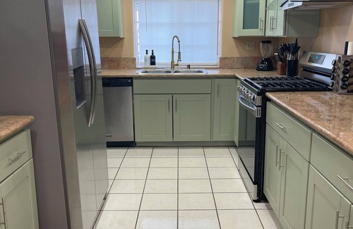 San Gabriel House | 5-bedroom Luxury house with AC 9 miles east of downtown LA