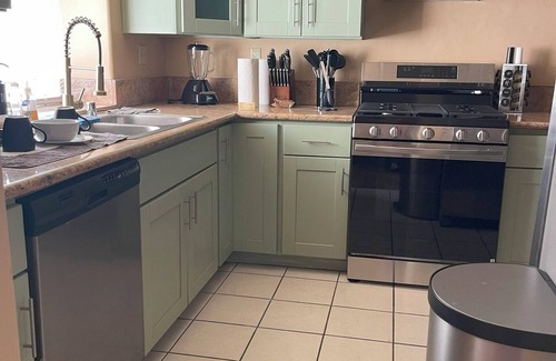 San Gabriel House | 5-bedroom Luxury house with AC 9 miles east of downtown LA