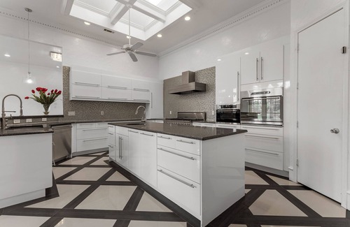 Plano House | 5-Bedroom Luxury Villa ,Top Location! for Your Dream Stay!