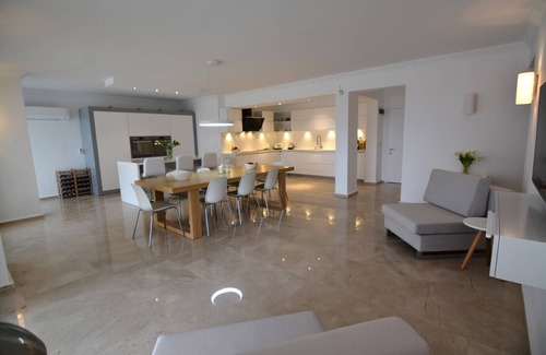Oludeniz Villa | 5 bedroom luxury villa with private pool and garden in oludeniz