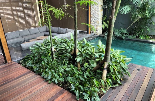 Batu Bolong House | 5-Bedroom Modern Balinese Dream House Ideally Located in the Heart of Canggu