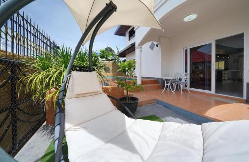 Na Chom Thian House | 5 bedroom pool villa quiet beach
