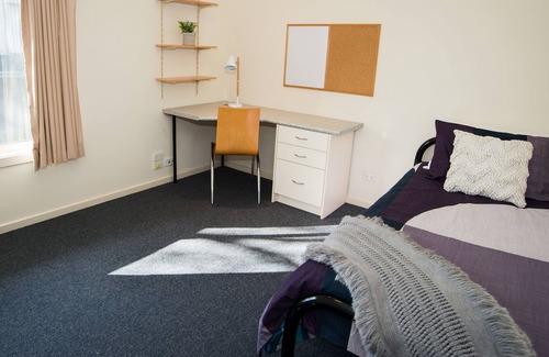 Berwick House | 5 bedroom private self-contained units in Berwick