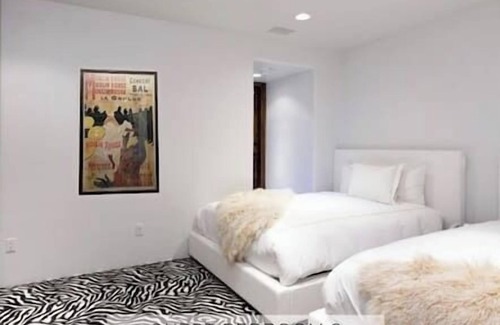 Aspen House | 5 Bedroom Townhome in Aspen Core, Walk Everywhere!