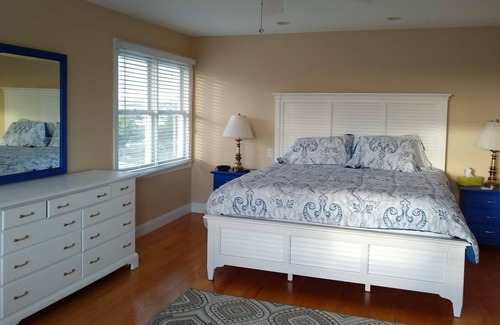 Point Pleasant Beach House | 5 Bedroom summer rental 1.5 blocks to beach