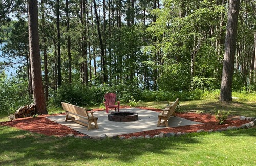 Pequot Lakes House | 5 bedroom VERY SPACIOUS rustic lake home