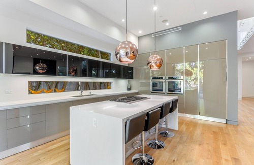 La Brea House | 5 bedroom Villa C! BEST LOCATION -POOL