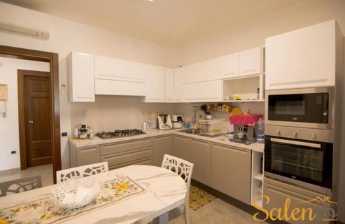 Parabita Villa | 5 Bedroom Villa in Parabita