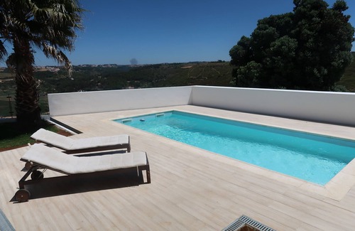 Barril de Cima Villa | 5 Bedroom Villa near Ericeira with sun terraces and heated outdoor pool