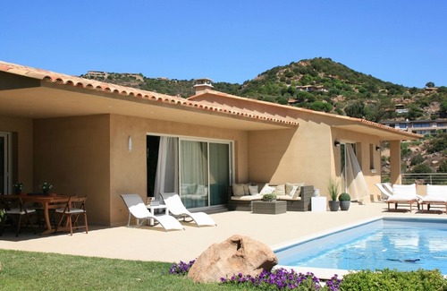 Porto-Vecchio House | 5 Bedroom Villa, Pool, A/C, Beach, Family Friendly, Fibra Unlimited Wifi