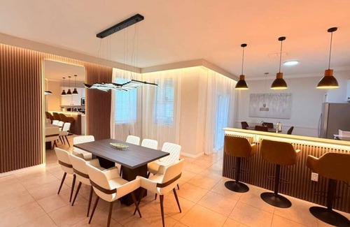 Veranda Palms House | 5 Bedrooms/4.5 Baths/Veranda Palms (2669SC)