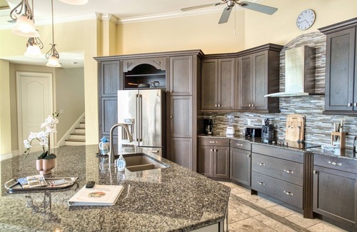 Fort Myers Villa | 5 bedrooms/4 bathrooms/waterfront/heated pool & whirlpool/south facing
