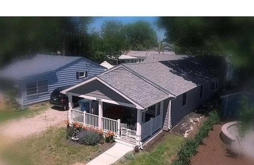 Gypsum House | 5 Bedrooms in the heart of Gem Beach
