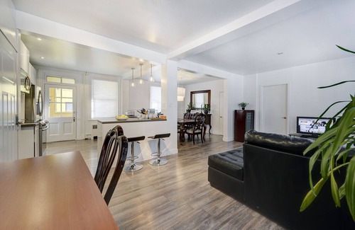 Saint-Jean-Baptiste Apartment | 5 Bedrooms Location & 10 Minute Walk TO Old Québec