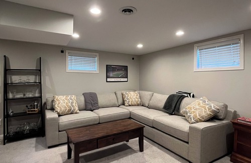 Morton Meadows House | 5 Beds! Beautiful home minutes from downtown, CHI Center and Ameritrade Park!