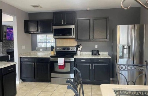 Far North Central House | 5 Beds Evans/Bulverde Pool table fenced near JW