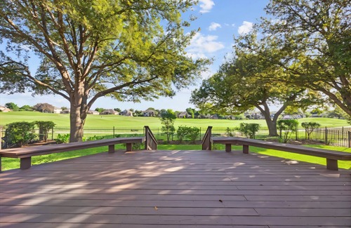 Pflugerville House | 5 Beds Luxury Retreat on Golf Course