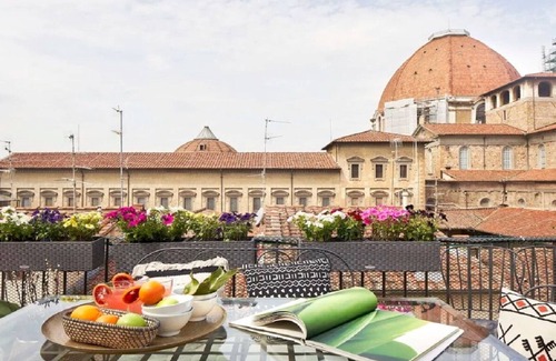 Duomo Apartment | 5 Beds With Unparalleled Views. Exceptional Style in Borgo San Lorenzo