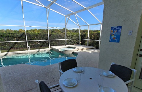 Westbury House | 5 BR / 3 BA Five Bedroom House In Davenport, Sleeps 12