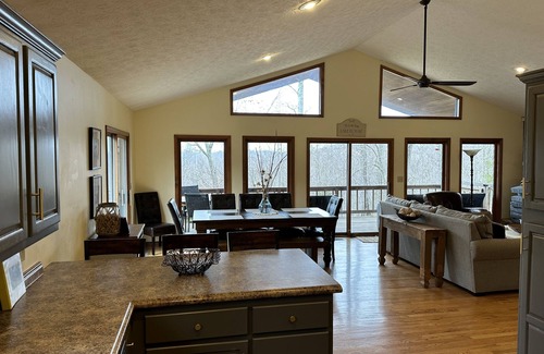 Sparta House | 5 BR, 3 King Beds, Fire Pit, Hot Tub, Game room! Amazing Year Round Lake View!