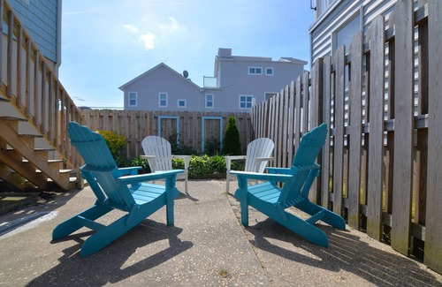 Dewey Beach House | 5 BR OCEAN BLOCK BEAUTY IN DEWEY BEACH