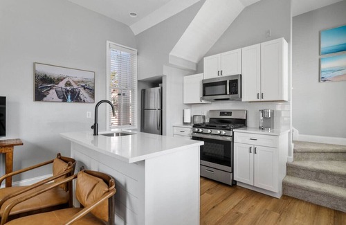 North Charleston Apartment | 5 BR @ Paradiso Pool Club