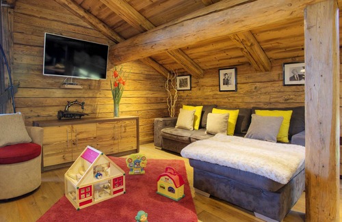 La Clusaz Ski Chalet | 5* Chalet - Sleeps 15, Spa, Hammam, Sauna