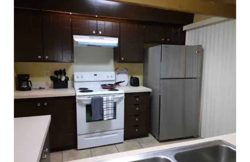 El Paso House | 5 🌟 Cheerful Home El Paso Clean, confy and cozy!