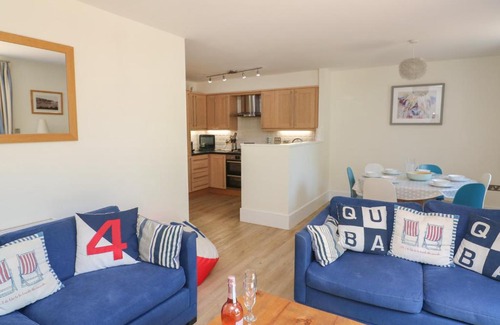 Salcombe Apartment | 5 Combehaven