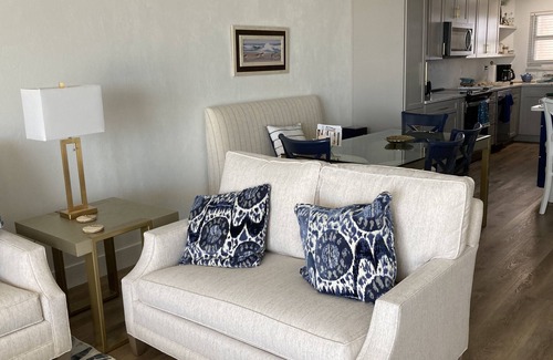Daytona Beach Shores Condo | 5 Day rentals available - Illini South 403