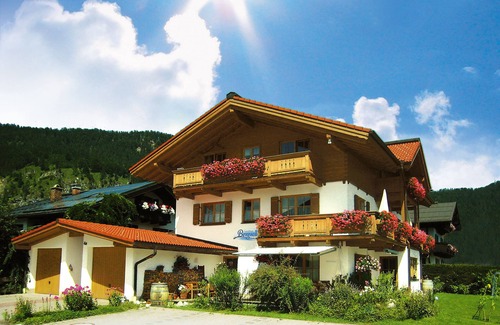 Reit im Winkl Apartment | (5) Hausberg - 2-Zimmer Familien-Appartement ca. 45qm, 1-4 Personen, Extra-Schlafzimmer, Küchenzeile, Balkon