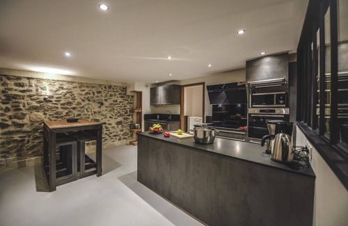 Huez-en-Oisans Ski Chalet | 5* L'Ancolie luxury chalet 320 m2 (Spa and Sauna) 250 m from the gondola