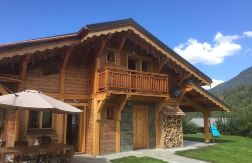 Les Contamines-Montjoie Ski Chalet | 5* luxury chalet with magnificent views including eternal snow