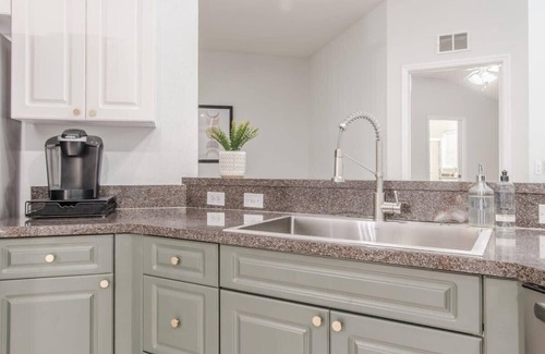 Vero Beach South House | 5 Mi to Beach + 3BR w/Private Pool + Grill