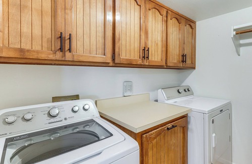 Yuma House | 5 Mi to Colorado River: Yuma Gem w/Pool Access!