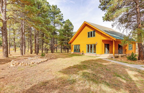Pagosa Springs Cabin | 5 Mi to Dwtn: Pagosa Springs Cabin w/Mtn Views!