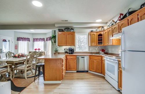 Jackson County Apartment | 5 Mi to Fort Osage: Quiet Countryside Studio