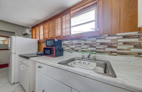 Miramar Apartment | 5 Mi to Hollywood Blvd! Miramar Apt w/Shared Pool