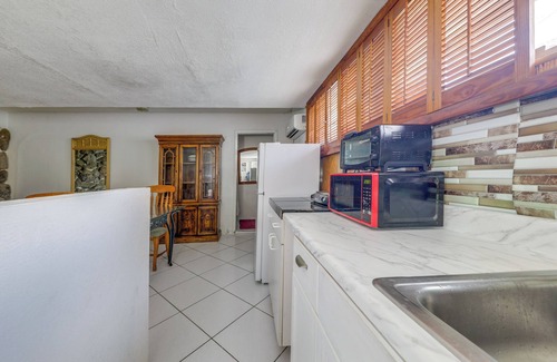 Miramar Apartment | 5 Mi to Hollywood Blvd! Miramar Apt w/Shared Pool