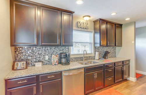 Port Clinton House | 5 Mi to Lake: Port Clinton Home w/Gazebo & Grill!