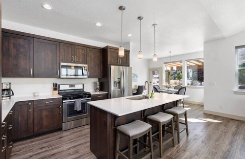 Wolf Creek House | 5 mi to Powder MNT-18 Mi to Snow Basin! Hot Tub! Arcade Games & Foosball!