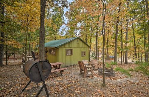 Huntingdon House | 5 Mi to Raystown Lake Launch Lucas McCain Cabin