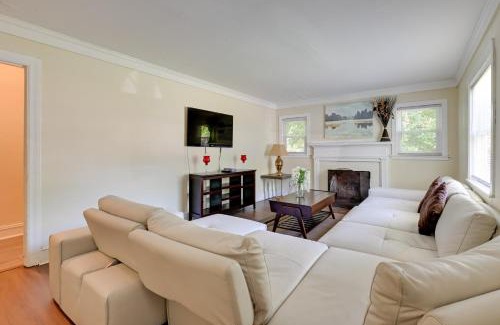 Charlotte House | 5 Mi to Uptown Charlotte Hideaway with Yard