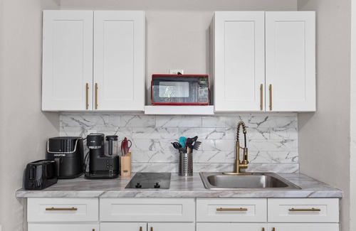 East Tampa House | 5 Miles From Downtown Tampa