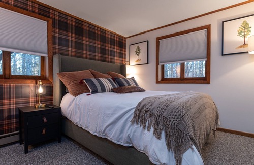 Winhall House | 5 miles to Stratton! Family-friendly with game room and deck!