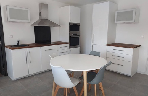 Eccica-Suarella Apartment | 5 MIN DRIVE FROM PORTICCIO NEW T3 IN QUIET LOCATION